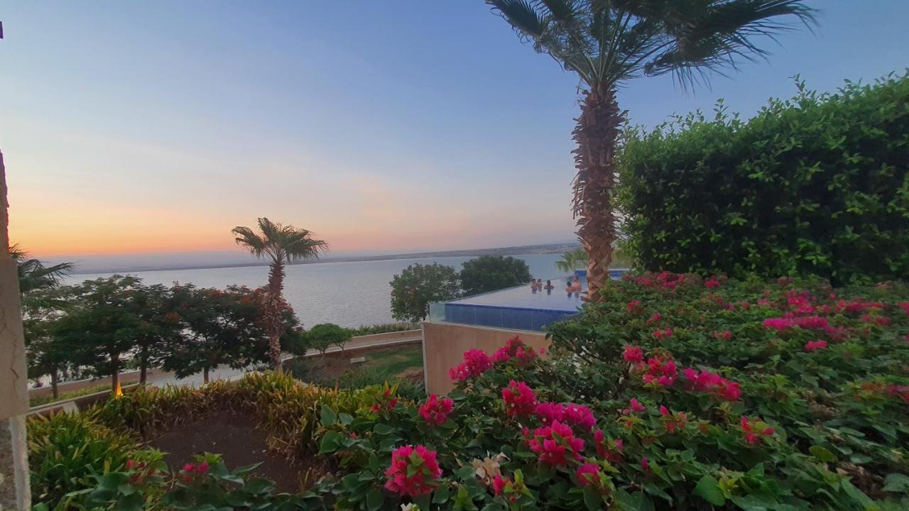 Comfy Stays Sea View Apartments At Deadsea Samarah Resort- Families & Couples During Weekends & Public Holidays Sweimeh Exteriör bild