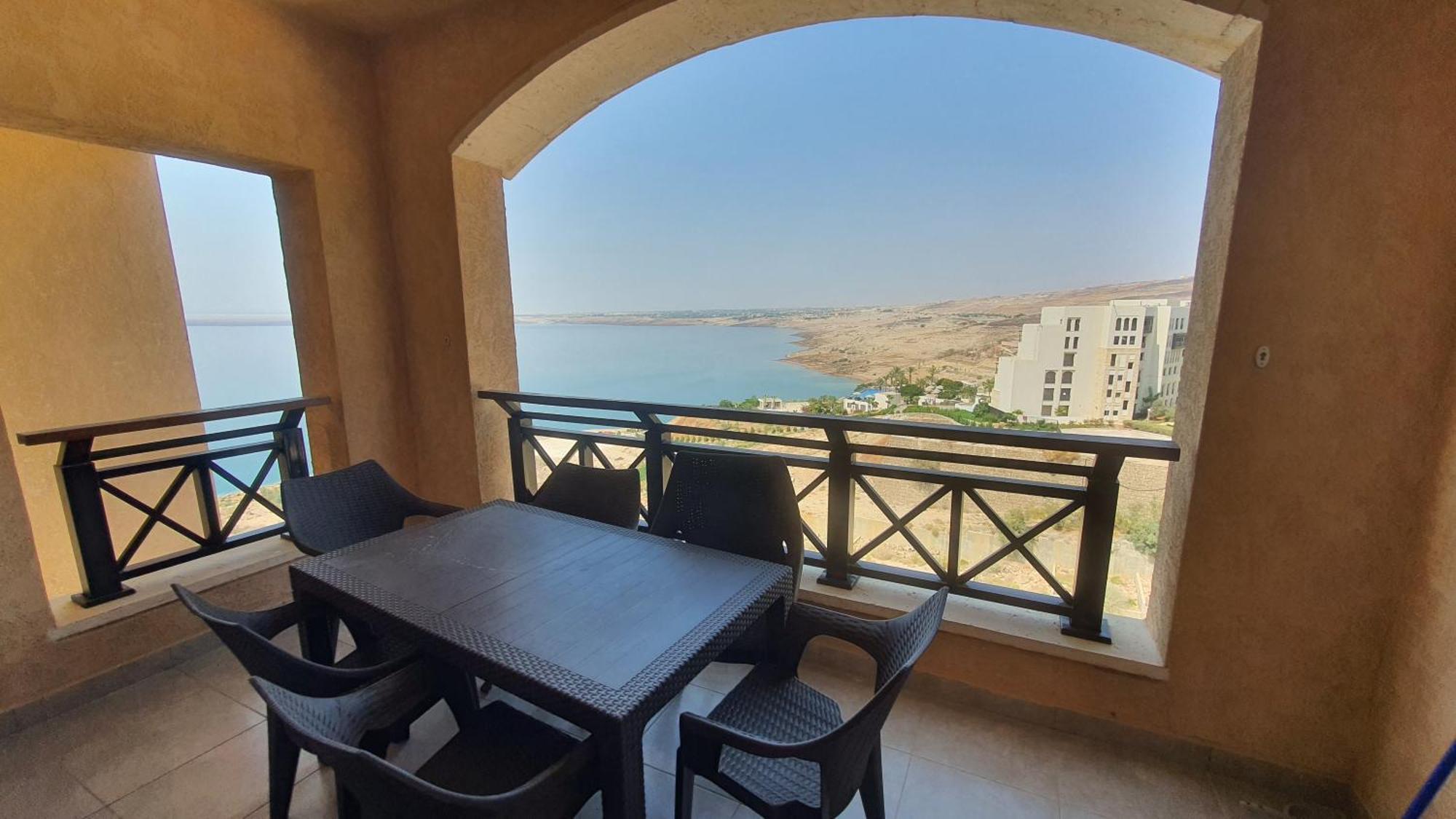Comfy Stays Sea View Apartments At Deadsea Samarah Resort Sweimeh Rum bild